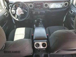 2021 Jeep Gladiator Sport S with VIN 1C6JJTAM4ML553444, listed as a Copart auction lot 60475695 with 40,702 mi miles and Salvage title. Bid and sale history available at DreamBid. Image 8.