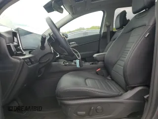 2025 Kia Sportage SX-Prestige z VIN KNDPXCDGXS7212546, wystawiony jako Copart lot #56114355 z przebiegiem 2 536 mil mil oraz Szkoda całkowita • Salvage title. Historia ofert i sprzedaży dostępna na DreamBid. Obrazek 7.
