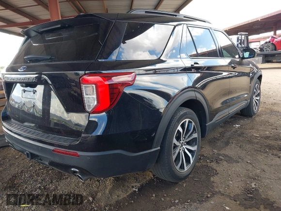 2022 Ford Explorer ST-Line z VIN 1FMSK7KH5NGA21032, wystawiony jako IAAI lot #42212415 z przebiegiem 49 034 mil mil oraz . Historia ofert i sprzedaży dostępna na DreamBid. Obrazek 4.