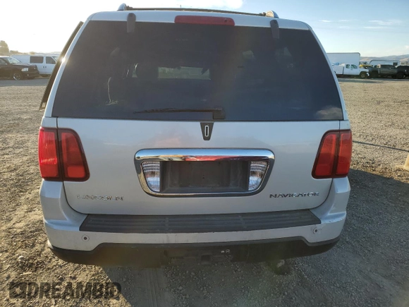 2006 Lincoln Navigator Luxury with VIN 5LMFU27576LJ05050, listed as a Copart auction lot 77033724 with 0 mi miles and Salvage Title. Bid and sale history available at carsss.com. Image 6.