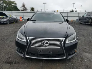 2013 Lexus LS 460 L with VIN JTHDL5EF5D5005883, listed as a Copart auction lot 74558384 with 242,906 mi miles and Salvage title. Bid and sale history available at DreamBid. Image 5.