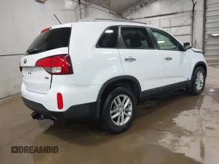 2014 Kia Sorento LX with VIN 5XYKTDA73EG461794, listed as a IAAI auction lot 41878986 with 74,105 mi miles. Bid and sale history available at carsss.com. Image 4.