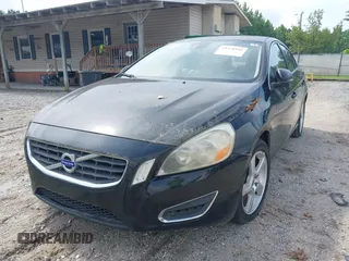 2012 Volvo S60 T5 z VIN YV1622FS4C2115292, wystawiony jako IAAI lot #42376945 z przebiegiem 158 047 mil mil oraz . Historia ofert i sprzedaży dostępna na DreamBid. Obrazek 6.