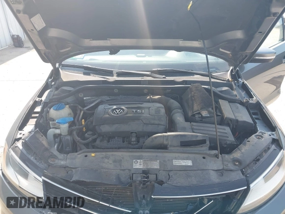 2015 Volkswagen Jetta SE with VIN 3VWD07AJ2FM310154, listed as a IAAI auction lot 42456136 with 96,979 mi miles and . Bid and sale history available at DreamBid. Image 10.