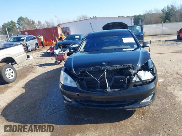2007 Mercedes-Benz S 550 z VIN WDDNG71X97A055370, wystawiony jako IAAI lot #41163602 z przebiegiem 186 797 mil mil oraz . Historia ofert i sprzedaży dostępna na DreamBid. Obrazek 13.