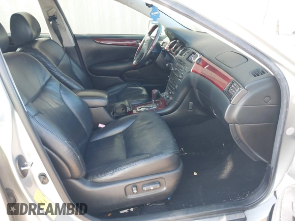 2004 Lexus ES 350 with VIN JTHBA30G440013021, listed as a IAAI auction lot 42064376 with 171,206 mi miles and . Bid and sale history available at DreamBid. Image 5.