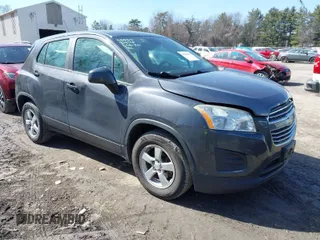 2016 Chevrolet Trax LS with VIN 3GNCJNSB1GL157935, listed as a IAAI auction lot 41807098 with 122,228 mi miles. Bid and sale history available at carsss.com. Image 1.