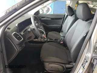 2025 Kia Seltos S z VIN KNDEUCAA7S7684266, wystawiony jako Copart lot #55815285 z przebiegiem 6869 mil mil oraz Szkody całkowita. Historia ofert i sprzedaży dostępna na DreamBid. Obrazek 7.