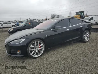 2018 Tesla Model S 75D with VIN 5YJSA1E48JF265906, listed as a Copart auction lot 47886905 with 19,733 mi miles and Salvage Title. Bid and sale history available at DreamBid. Image 1.