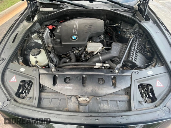 2013 BMW 5 Series 528i with VIN WBAXG5C55DDY31245, listed as a Copart auction lot 54993245 with 118,760 mi miles and Clean Title. Bid and sale history available at carsss.com. Image 7.
