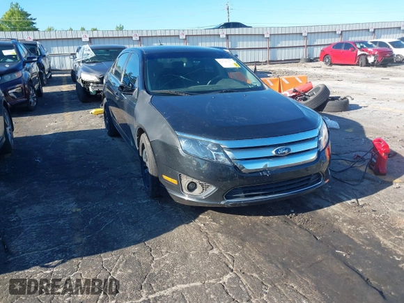 2012 Ford Fusion SE z VIN 3FAHP0HA5CR347636, wystawiony jako IAAI lot #42184462 z przebiegiem 211 804 mil mil oraz . Historia ofert i sprzedaży dostępna na DreamBid. Obrazek 1.
