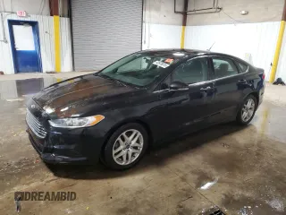 2015 Ford Fusion SE z VIN 3FA6P0H77FR130332, wystawiony jako Copart lot #43928615 z przebiegiem 240 042 mil mil oraz Szkoda całkowita • Salvage title. Historia ofert i sprzedaży dostępna na DreamBid. Obrazek 1.