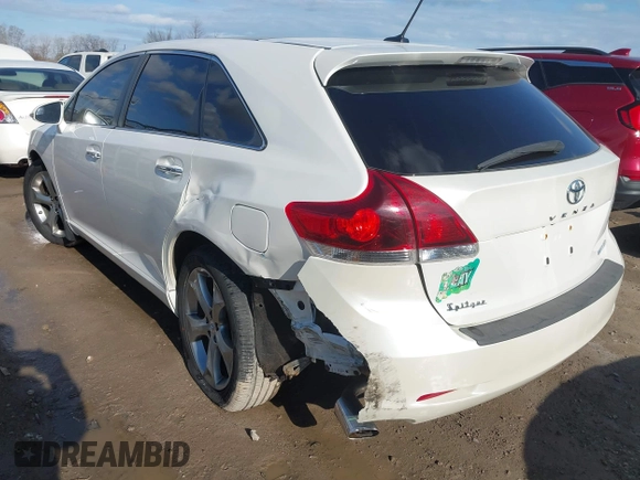 2014 Toyota Venza XLE z VIN 4T3BK3BB5EU103243, wystawiony jako IAAI lot #42001377 z przebiegiem 143 649 mil mil oraz . Historia ofert i sprzedaży dostępna na DreamBid. Obrazek 3.