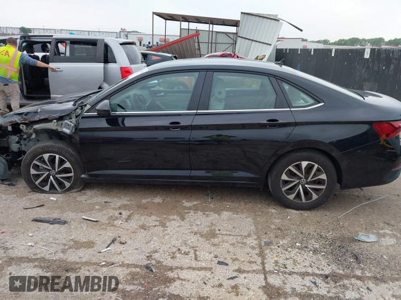 2024 Volkswagen Jetta S with VIN 3VW5M7BU7RM014472, listed as a IAAI auction lot 42298074 with 12,662 mi miles and . Bid and sale history available at DreamBid. Image 15.