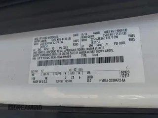 2017 Ford Transit z VIN 1FTYR2CMXHKA39469, wystawiony jako IAAI lot #41052341 z przebiegiem 153 613 mil mil oraz . Historia ofert i sprzedaży dostępna na DreamBid. Obrazek 9.