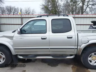 2002 Toyota Tacoma PreRunner with VIN 5TEGN92N42Z888865, listed as a IAAI auction lot 41674113 with 229,651 mi miles and . Bid and sale history available at DreamBid. Image 14.