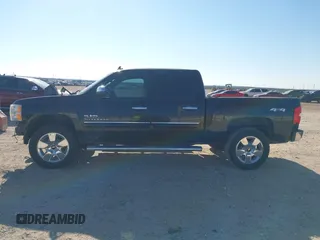 2011 Chevrolet Silverado 1500 LT with VIN 3GCPKSE38BG395583, listed as a IAAI auction lot 41486984 with 134,615 mi miles. Bid and sale history available at carsss.com. Image 15.