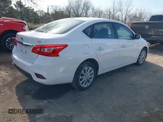 2018 Nissan Sentra SV z VIN 3N1AB7AP3JL658003, wystawiony jako IAAI lot #42115326 z przebiegiem 50 312 mil mil oraz . Historia ofert i sprzedaży dostępna na DreamBid. Obrazek 4.
