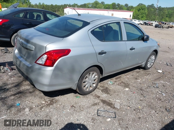 2015 Nissan Versa SV with VIN 3N1CN7AP0FL802047, listed as a IAAI auction lot 42049987 with 157,747 mi miles. Bid and sale history available at carsss.com. Image 4.