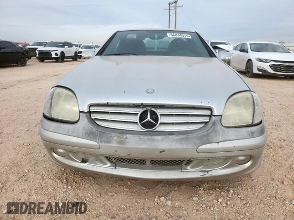 2001 Mercedes-Benz SLK 230/320 z VIN WDBKK65F91F228336, wystawiony jako Copart lot #56834915 z przebiegiem 127 224 mil mil oraz Szkoda całkowita • Salvage title. Historia ofert i sprzedaży dostępna na DreamBid. Obrazek 5.