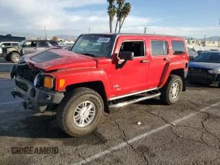 2007 Hummer H3 SUV with VIN 5GTDN13E578129596, listed as a Copart auction lot 84348604 with 70,574 mi miles and Salvage Title. Bid and sale history available at DreamBid. Image 1.