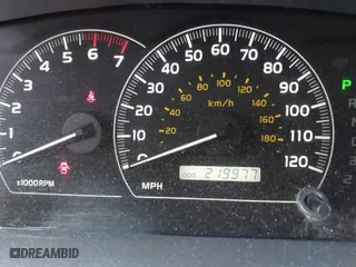 2006 Toyota Sequoia Limited with VIN 5TDBT48A16S258005, listed as a IAAI auction lot 42009303 with 219,977 mi miles. Bid and sale history available at carsss.com. Image 7.