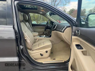 2014 Jeep Grand Cherokee Overland with VIN 1C4RJFCM8EC388963, listed as a Copart auction lot 56423685 with 190,146 mi miles and Clean Title. Bid and sale history available at DreamBid. Image 5.
