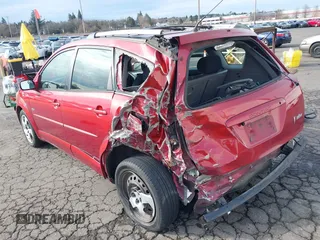 2005 Pontiac Vibe z VIN 5Y2SL638X5Z418640, wystawiony jako IAAI lot #41647772 z przebiegiem 253 109 mil mil oraz . Historia ofert i sprzedaży dostępna na DreamBid. Obrazek 6.