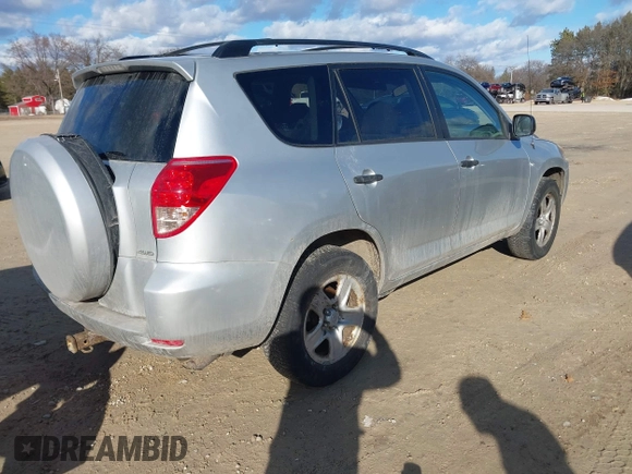 2008 Toyota RAV4 with VIN JTMBD33V485195086, listed as a IAAI auction lot 41668051 with 200,403 mi miles. Bid and sale history available at carsss.com. Image 4.