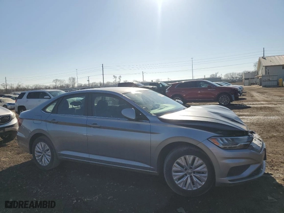 2020 Volkswagen Jetta S with VIN 3VWN57BUXLM051293, listed as a Copart auction lot 43318015 with 89,081 mi miles and Salvage Title. Bid and sale history available at carsss.com. Image 4.