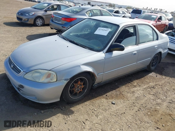 2000 Honda Civic VP with VIN 2HGEJ6616YH581681, listed as a IAAI auction lot 41392947 with 138,022 mi miles. Bid and sale history available at carsss.com. Image 2.