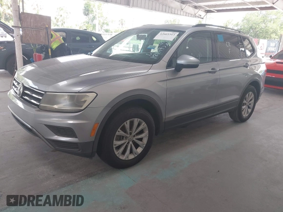 2019 Volkswagen Tiguan S with VIN 3VV1B7AX6KM189497, listed as a IAAI auction lot 42669313 with 236,719 mi miles and . Bid and sale history available at DreamBid. Image 17.
