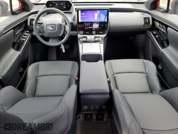 2023 Subaru Solterra Premium z VIN JTMABABA6PA029338, wystawiony jako Copart lot #76991943 z przebiegiem 1 602 mil mil oraz Czysty tytuł • Clean title. Historia ofert i sprzedaży dostępna na DreamBid. Obrazek 8.