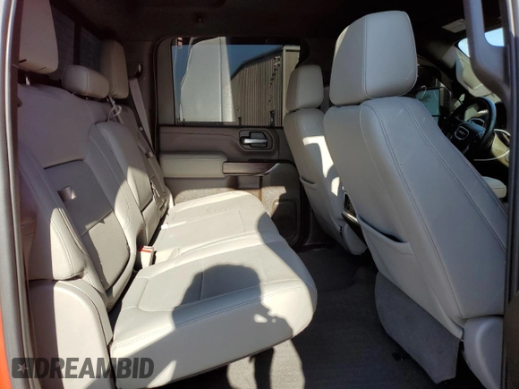 2022 GMC Sierra 3500HD SLT z VIN 1GT49UEYXNF215905, wystawiony jako Copart lot #52373835 z przebiegiem 36 787 mil mil oraz Szkody całkowita. Historia ofert i sprzedaży dostępna na DreamBid. Obrazek 10.