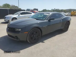 2012 Chevrolet Camaro 2LS z VIN 2G1FA1E36C9189790, wystawiony jako Copart lot #56946555 z przebiegiem 194 380 mil mil oraz Nie do naprawy • Non repairable. Historia ofert i sprzedaży dostępna na DreamBid. Obrazek 1.