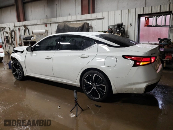 2025 Nissan Altima SR with VIN 1N4BL4CV1SN315884, listed as a Copart auction lot 47786785 with 7,807 mi miles and Salvage Title. Bid and sale history available at DreamBid. Image 2.