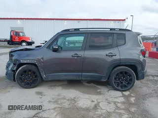 2017 Jeep Renegade Altitude z VIN ZACCJABB7HPE88450, wystawiony jako IAAI lot #41785466 z przebiegiem 119 370 mil mil oraz . Historia ofert i sprzedaży dostępna na DreamBid. Obrazek 14.