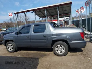 2011 Honda Ridgeline RT z VIN 5FPYK1F26BB453191, wystawiony jako IAAI lot #41776280 z przebiegiem 122 908 mil mil oraz . Historia ofert i sprzedaży dostępna na DreamBid. Obrazek 14.