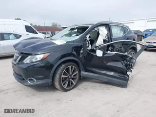 2019 Nissan Rogue Sport SV with VIN JN1BJ1CP0KW211786, listed as a IAAI auction lot 41433582 with 80489 miles. Bid and sale history available at carsss.com. Image 17.