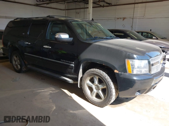 2012 Chevrolet Suburban LTZ with VIN 1GNSKKE79CR152533, listed as a IAAI auction lot 42191961 with 175,618 mi miles. Bid and sale history available at carsss.com. Image 1.