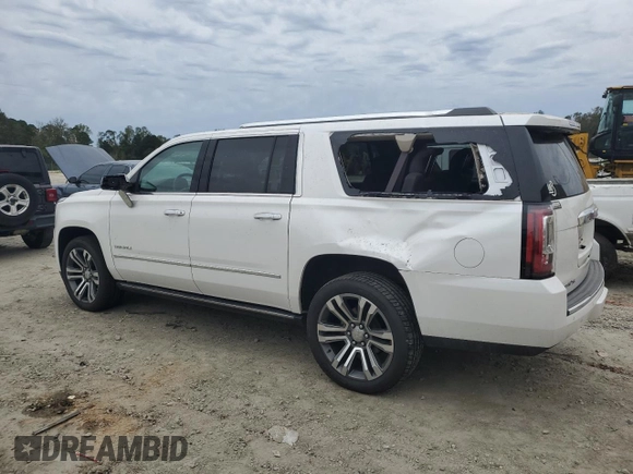 2019 GMC Yukon XL Denali with VIN 1GKS1HKJ1KR203895, listed as a Copart auction lot 74622754 with 51,559 mi miles and Salvage Title. Bid and sale history available at carsss.com. Image 2.