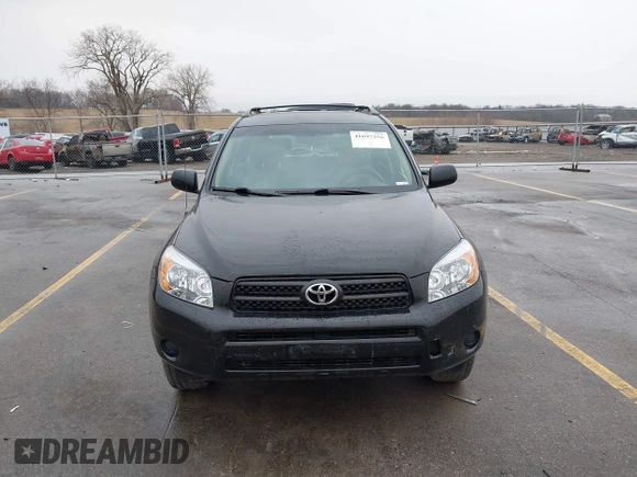 2008 Toyota RAV4 with VIN JTMZD33VX86059196, listed as a IAAI auction lot 41697456 with 267,334 mi miles. Bid and sale history available at carsss.com. Image 12.