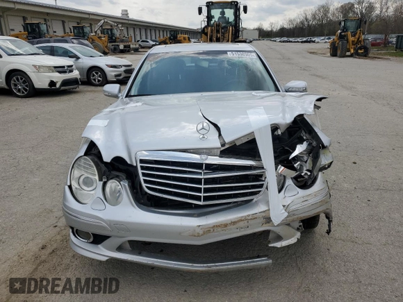 2009 Mercedes-Benz E 350 Luxury z VIN WDBUF87X59B411489, wystawiony jako Copart lot #51538905 z przebiegiem 275 282 mil mil oraz Szkoda całkowita • Salvage title. Historia ofert i sprzedaży dostępna na DreamBid. Obrazek 5.
