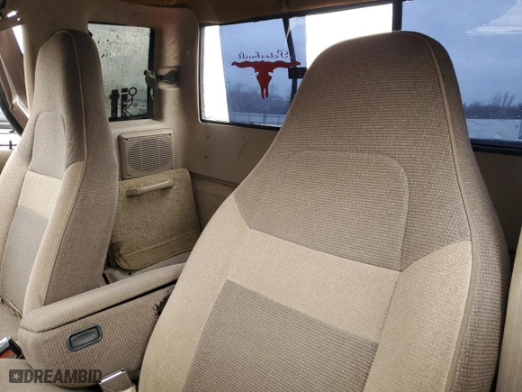 1994 Mazda B-Series 4WD Truck LE with VIN 4F4DR17X8RTM16476, listed as a Copart auction lot 49500745 with 150,457 mi miles and Non Repairable. Bid and sale history available at carsss.com. Image 10.