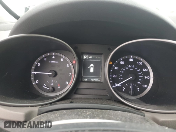 2018 Hyundai Santa Fe 2.4L z VIN 5NMZTDLB7JH098559, wystawiony jako Copart lot #56868005 z przebiegiem 197 233 mil mil oraz Czysty tytuł • Clean title. Historia ofert i sprzedaży dostępna na DreamBid. Obrazek 9.