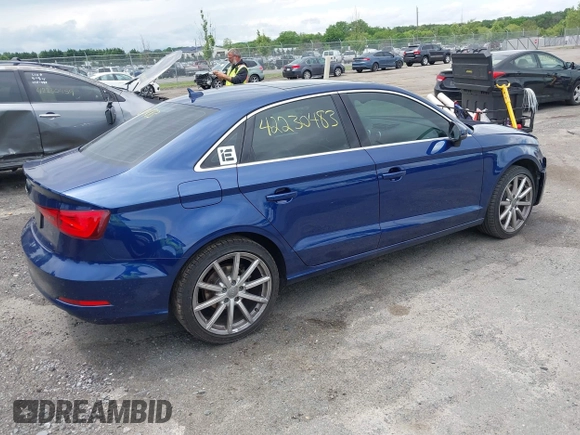2015 Audi A3 Premium Plus z VIN WAUEFGFF7F1057529, wystawiony jako IAAI lot #42230483 z przebiegiem 110 344 mil mil oraz . Historia ofert i sprzedaży dostępna na DreamBid. Obrazek 4.