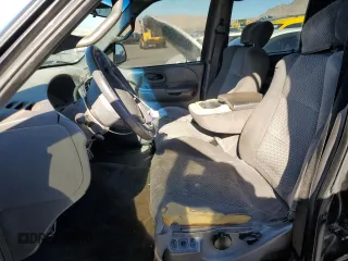 2002 Ford F-150 XLT with VIN 1FTRW07682KB94008, listed as a Copart auction lot 88724185 with 231,464 mi miles and Salvage Title. Bid and sale history available at carsss.com. Image 7.