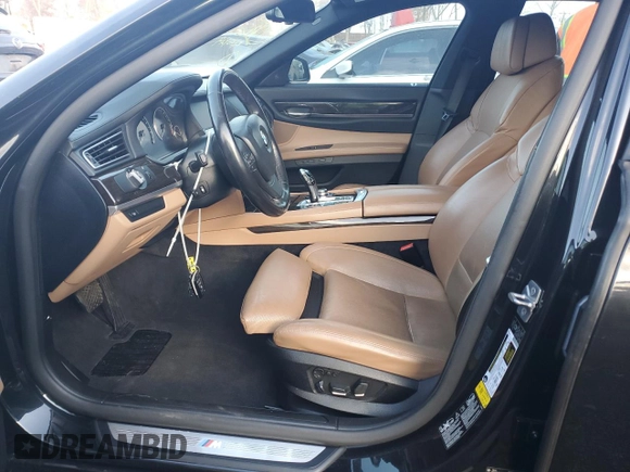 2011 BMW 7 Series 750Li xDrive with VIN WBAKC8C55BC434418, listed as a Copart auction lot 77957584 with 87,595 mi miles and Salvage title. Bid and sale history available at DreamBid. Image 7.