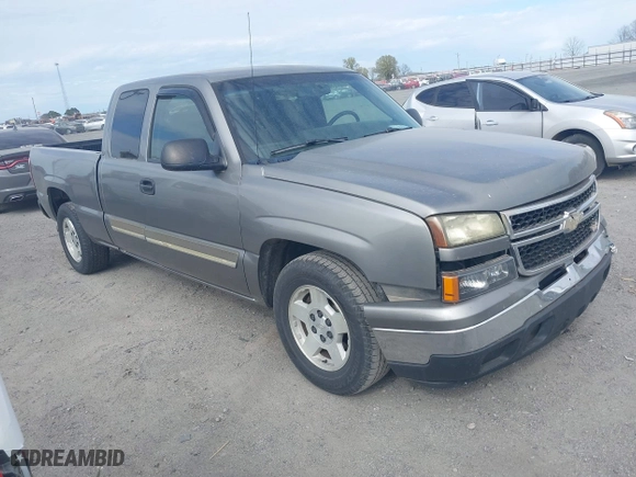 2006 Chevrolet Silverado 1500 LT1 with VIN 1GCEC19Z46Z286914, listed as a IAAI auction lot 41877068 with 185,524 mi miles. Bid and sale history available at carsss.com. Image 1.