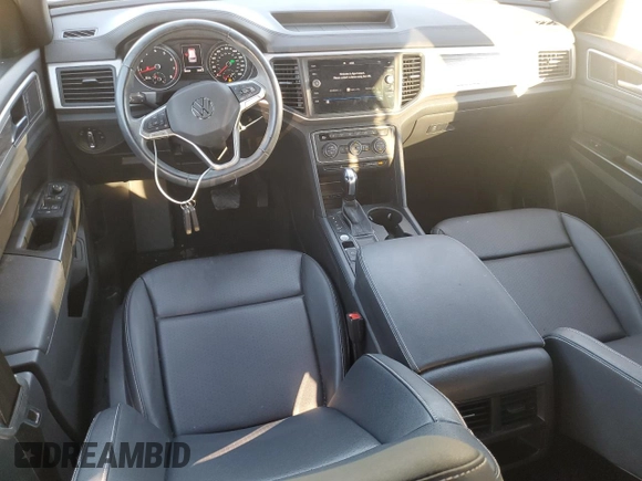 2020 Volkswagen Atlas SE with VIN 1V23C2CA7LC229913, listed as a Copart auction lot 42679504 with 62,480 mi miles and . Bid and sale history available at DreamBid. Image 8.